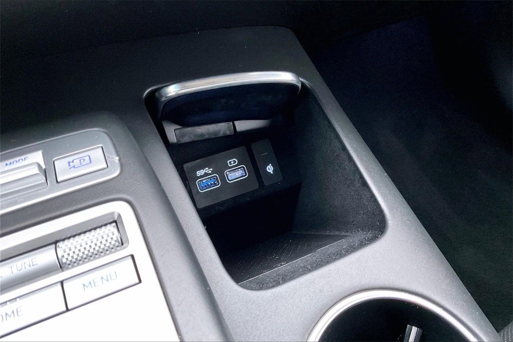 Used 2024 Genesis GV70 2.5T Select w/ Select Package image 15