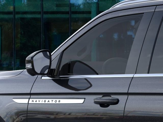 New 2025 Lincoln Navigator Reserve AWD/4WD image 20
