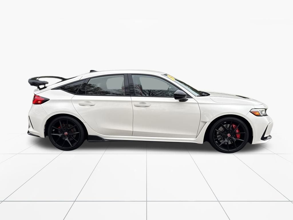 Used 2023 Honda Civic Type R image 10
