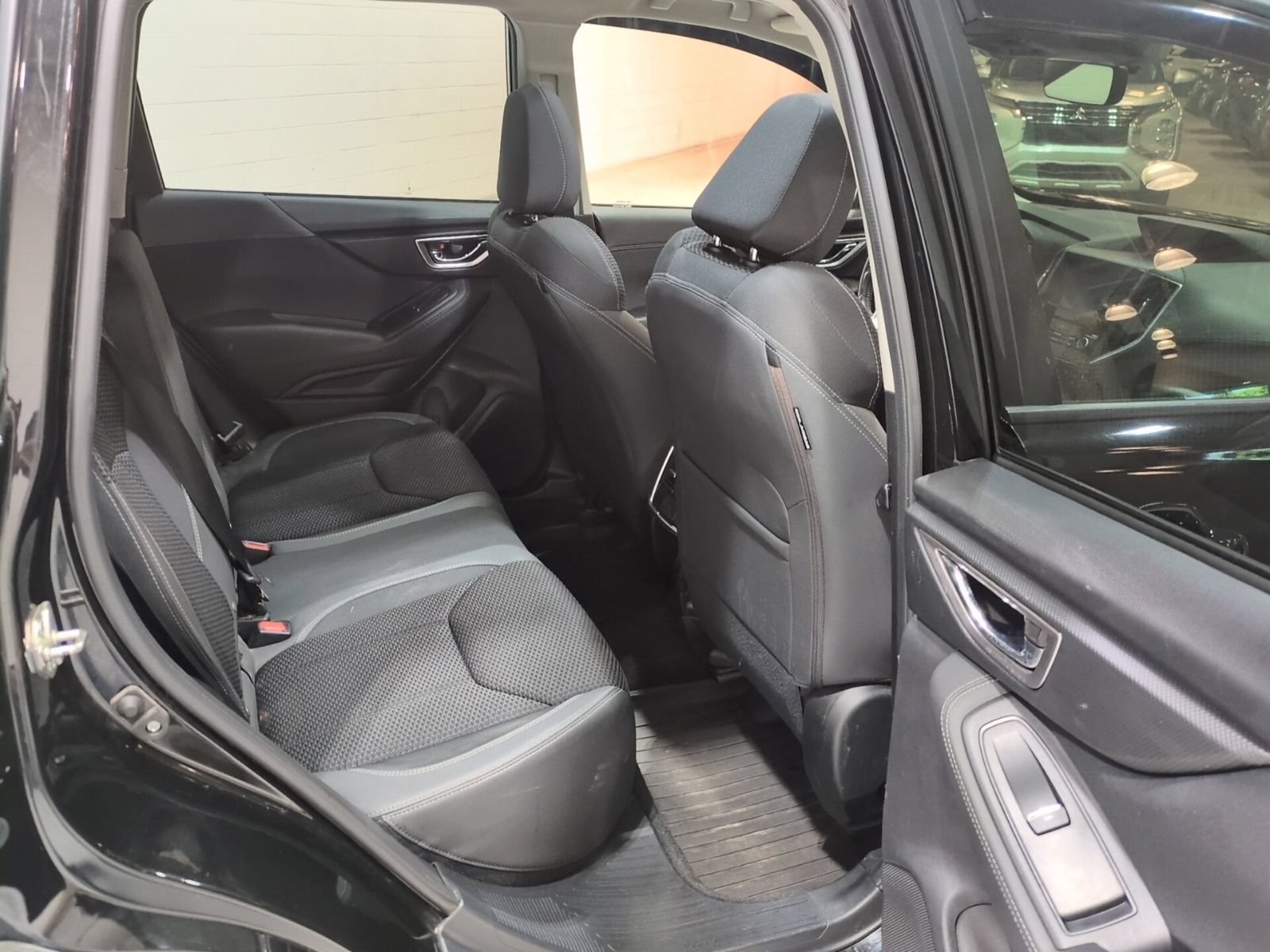 Used 2020 Subaru Forester Premium AWD/4WD image 11