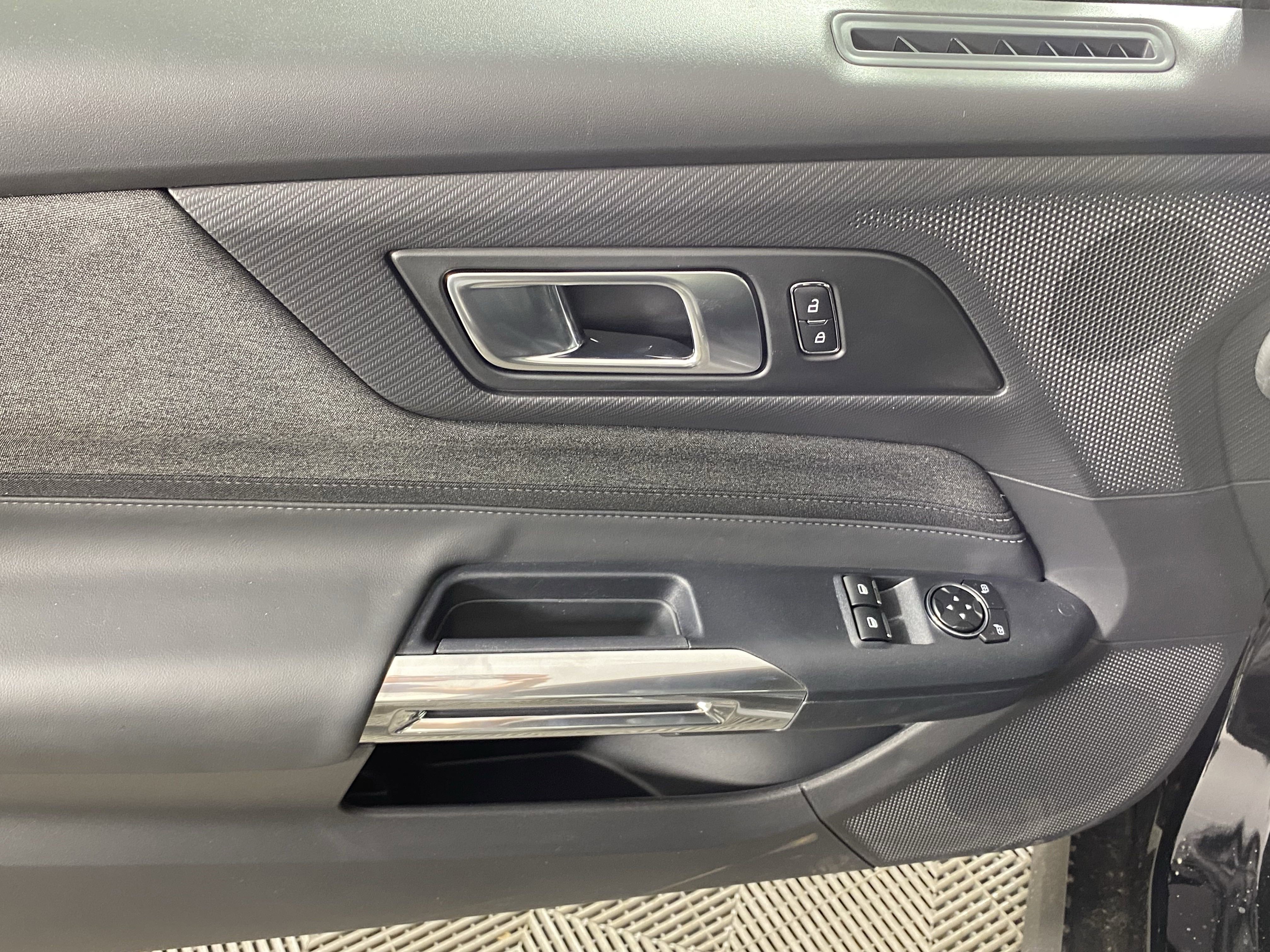 New 2025 Ford Mustang Coupe image 14