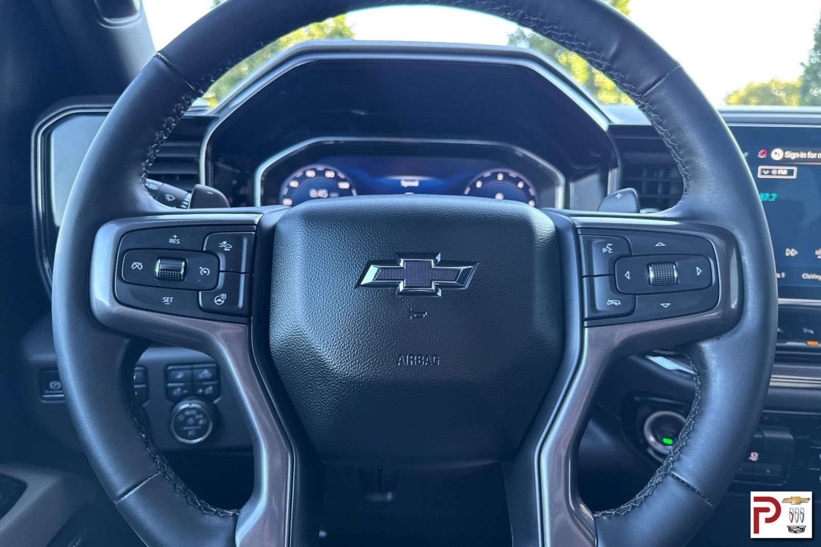 Certified 2025 Chevrolet Silverado 1500 ZR2 AWD/4WD image 27