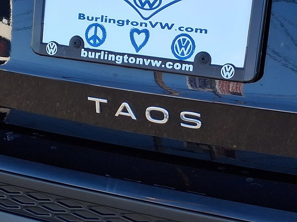 Certified 2023 Volkswagen Taos SEL image 32