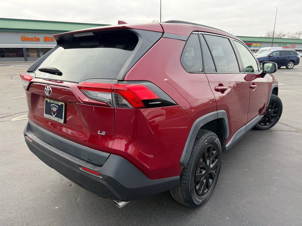 Used 2019 Toyota RAV4 LE image 64