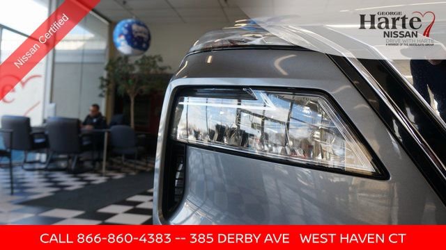 Used 2023 Nissan Rogue SV image 67