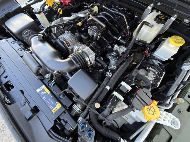 Used 2023 Jeep Gladiator Sport AWD/4WD image 28