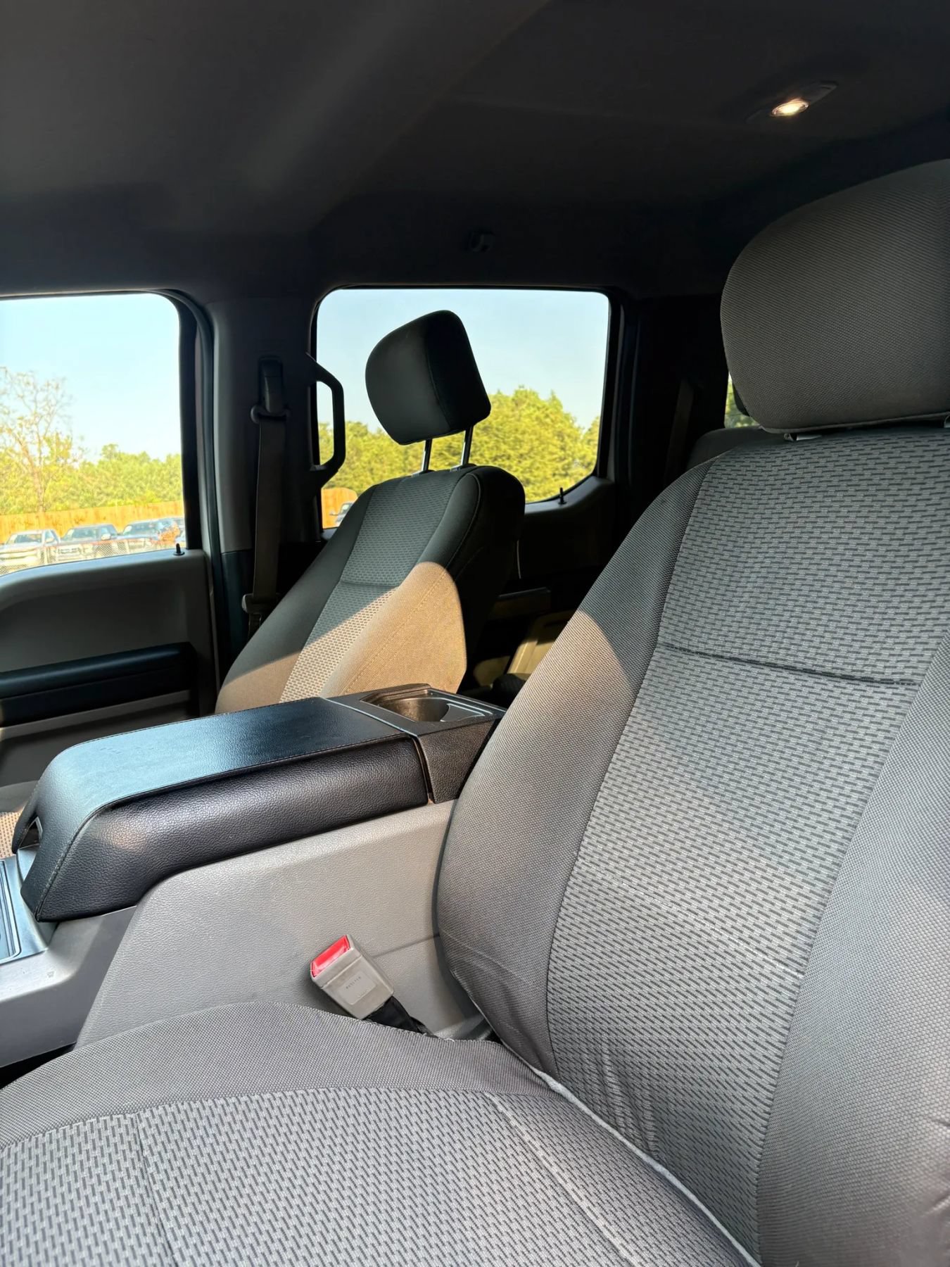 Used 2018 Ford F250 XLT w/ XLT Premium Package AWD/4WD image 20