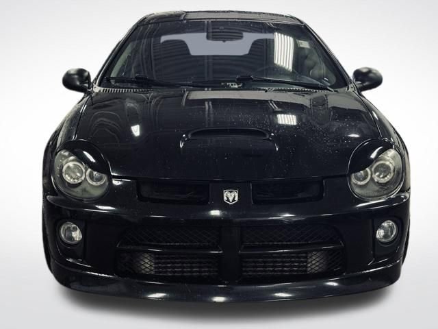 Used 2004 Dodge Neon image 2