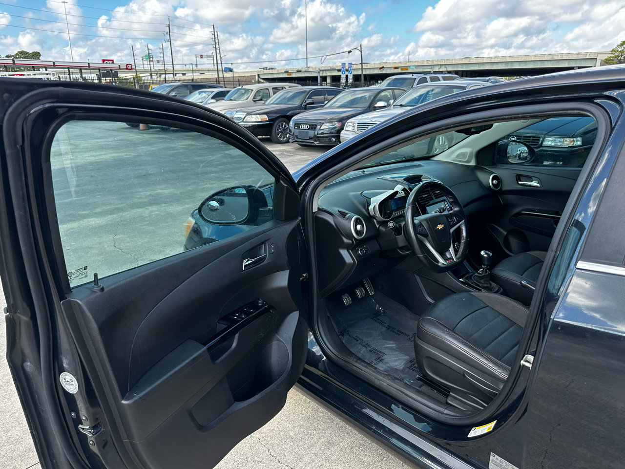 Used 2014 Chevrolet Sonic RS w/ Advanced Safety Package image 40