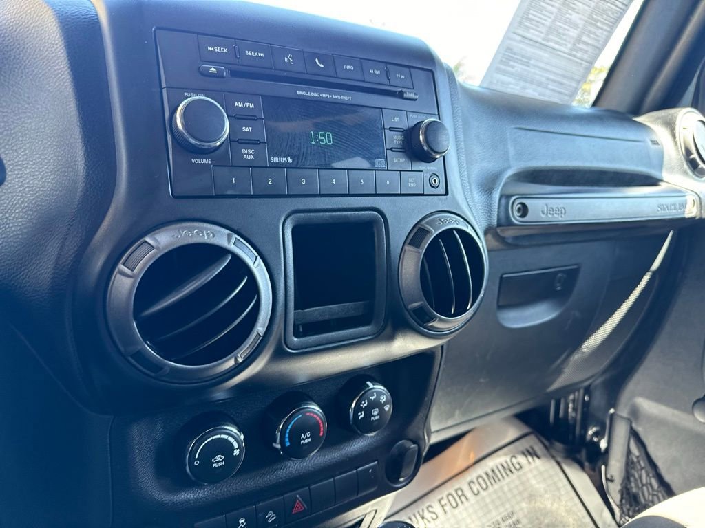 Used 2017 Jeep Wrangler Unlimited Sport w/ Connectivity Group AWD/4WD image 26