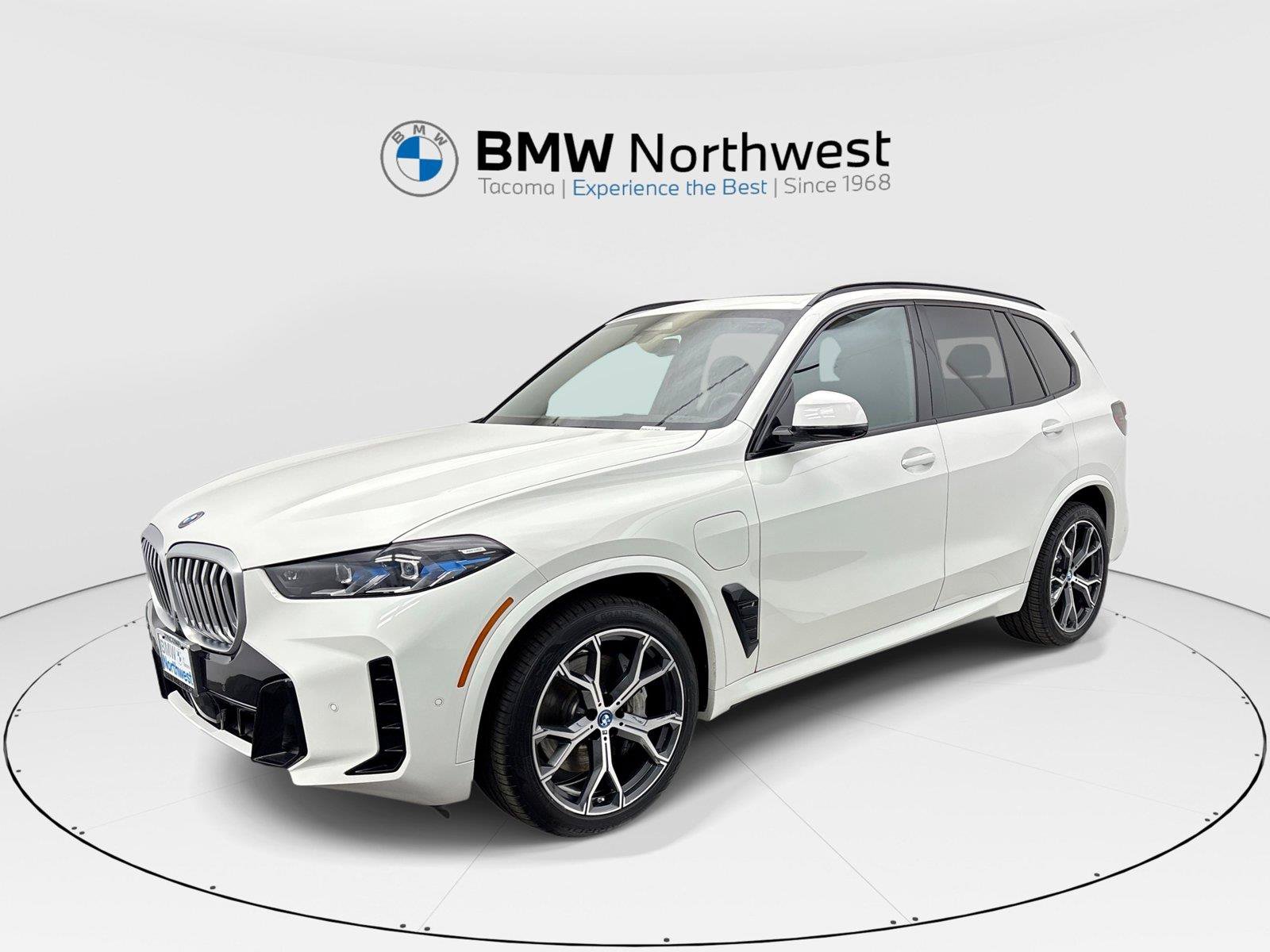 Used 2024 BMW X5 xDrive50e w/ M Sport Package