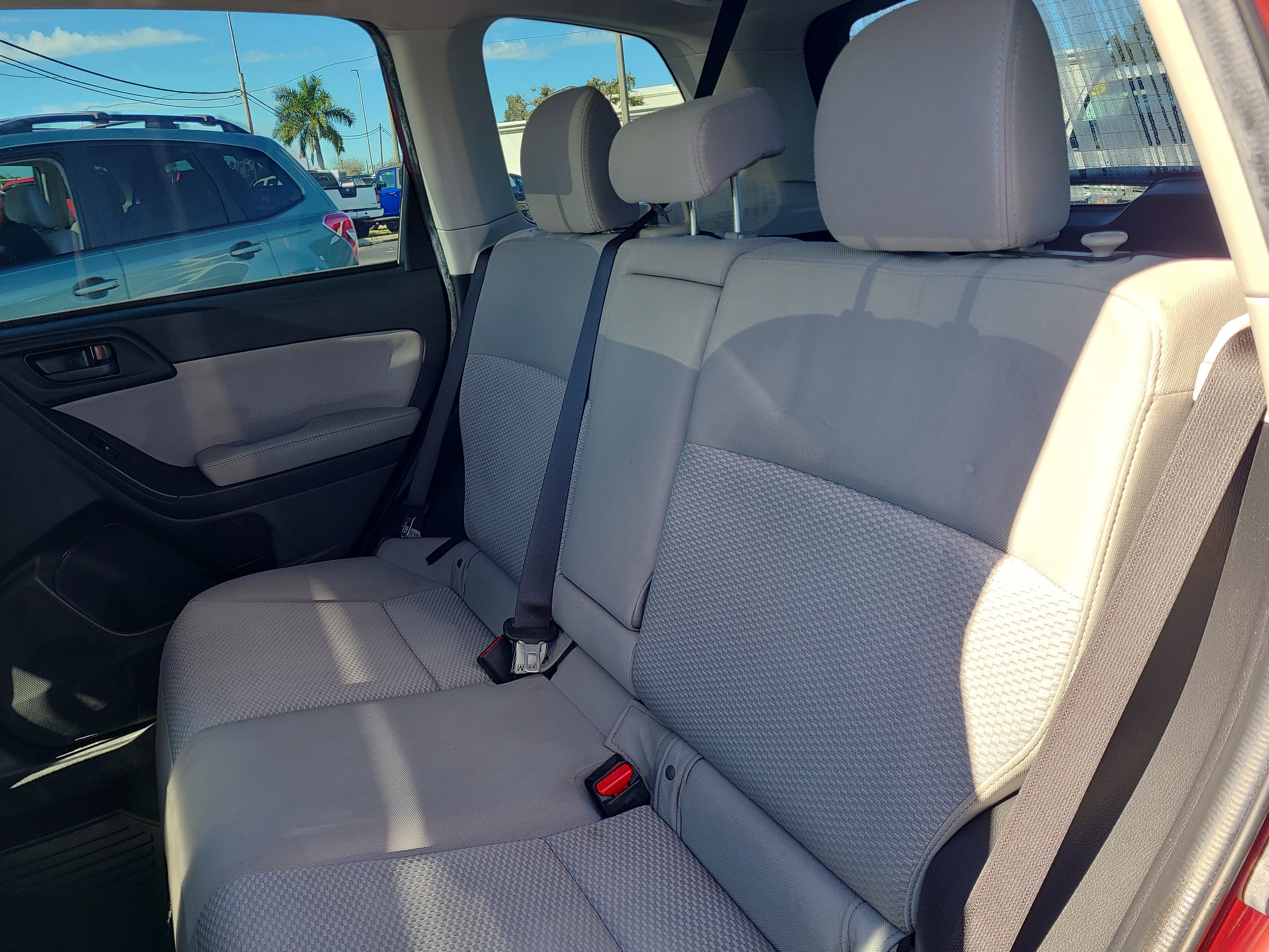 Used 2016 Subaru Forester 2.5i Premium image 14