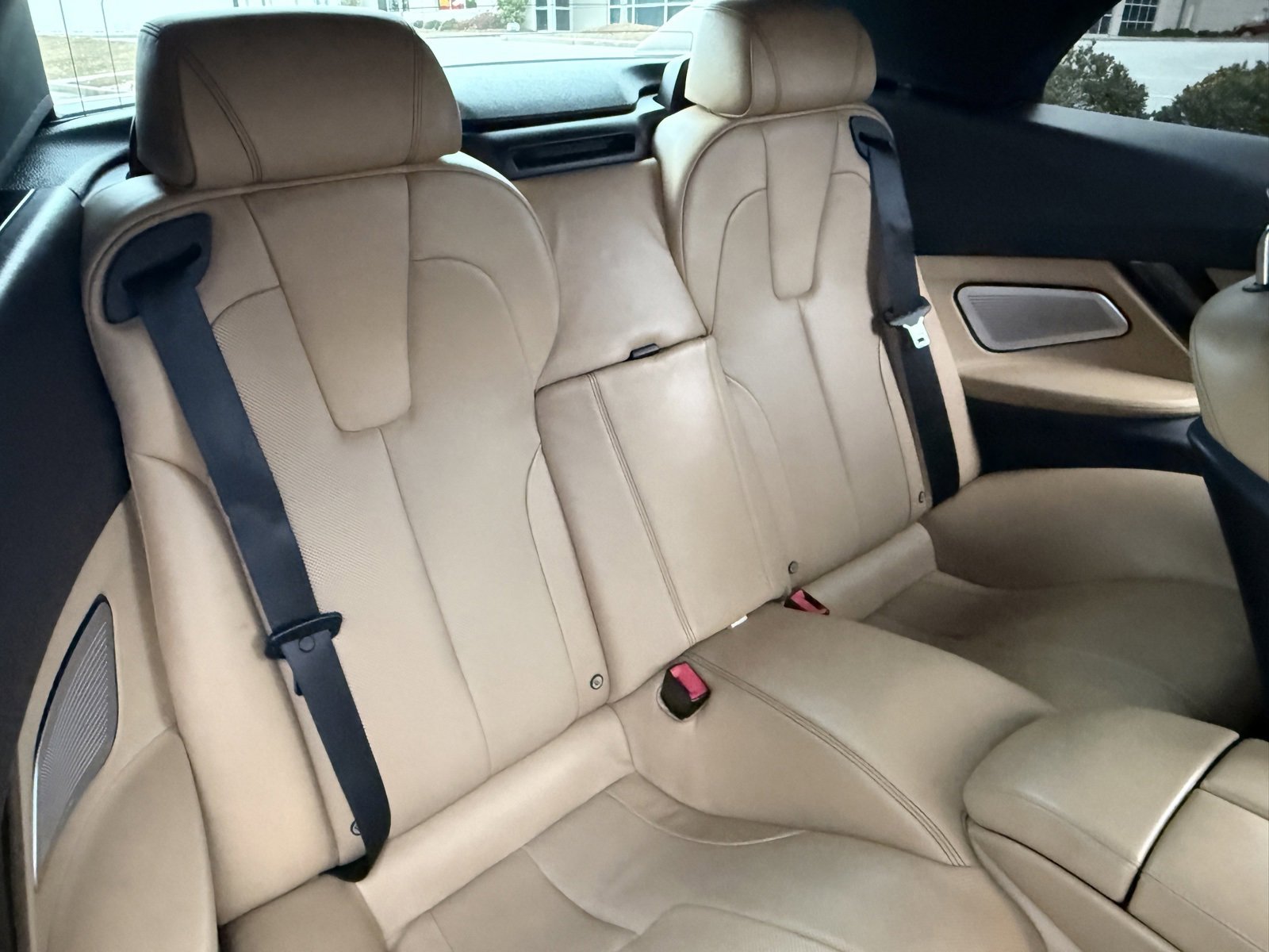 Used 2013 BMW M6 Convertible image 40