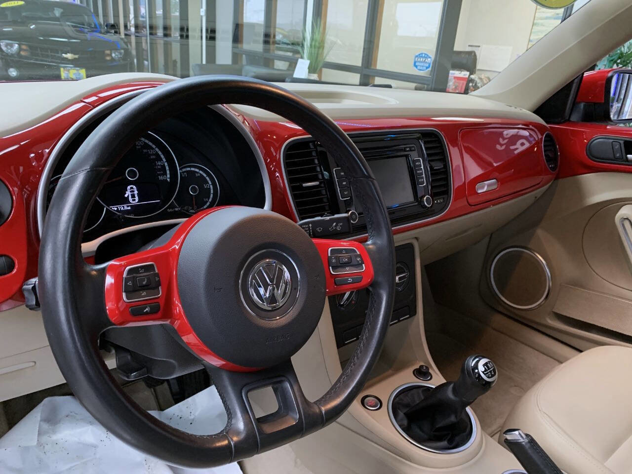 Used 2013 Volkswagen Beetle 2.5 image 10