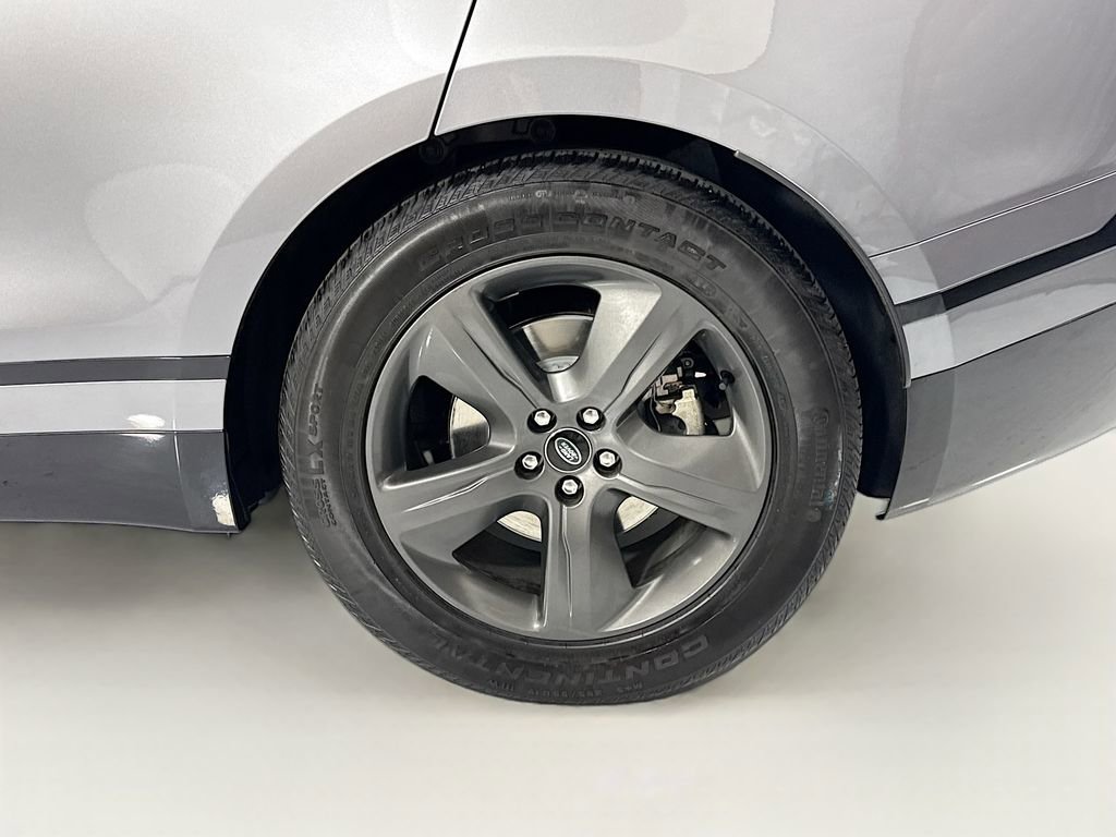 Used 2023 Land Rover Range Rover Velar R-Dynamic S image 31