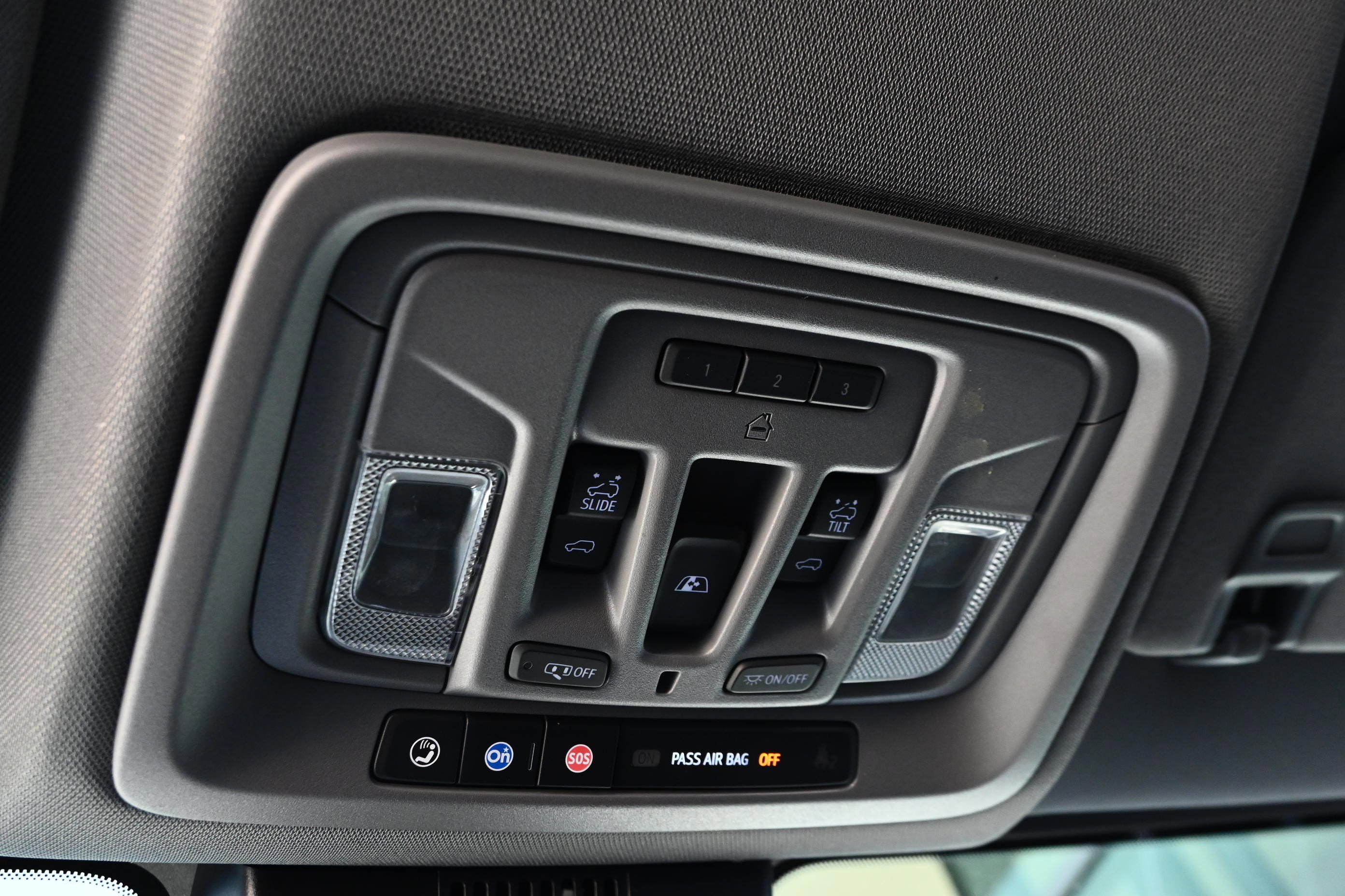 Used 2024 Chevrolet Silverado 1500 RST image 40