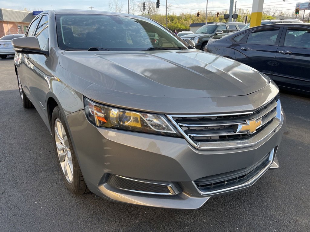 Used 2017 Chevrolet Impala LT image 3