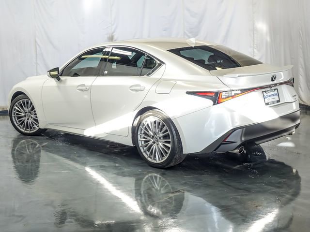 Used 2022 Lexus IS 300 AWD w/ Premium Package image 9