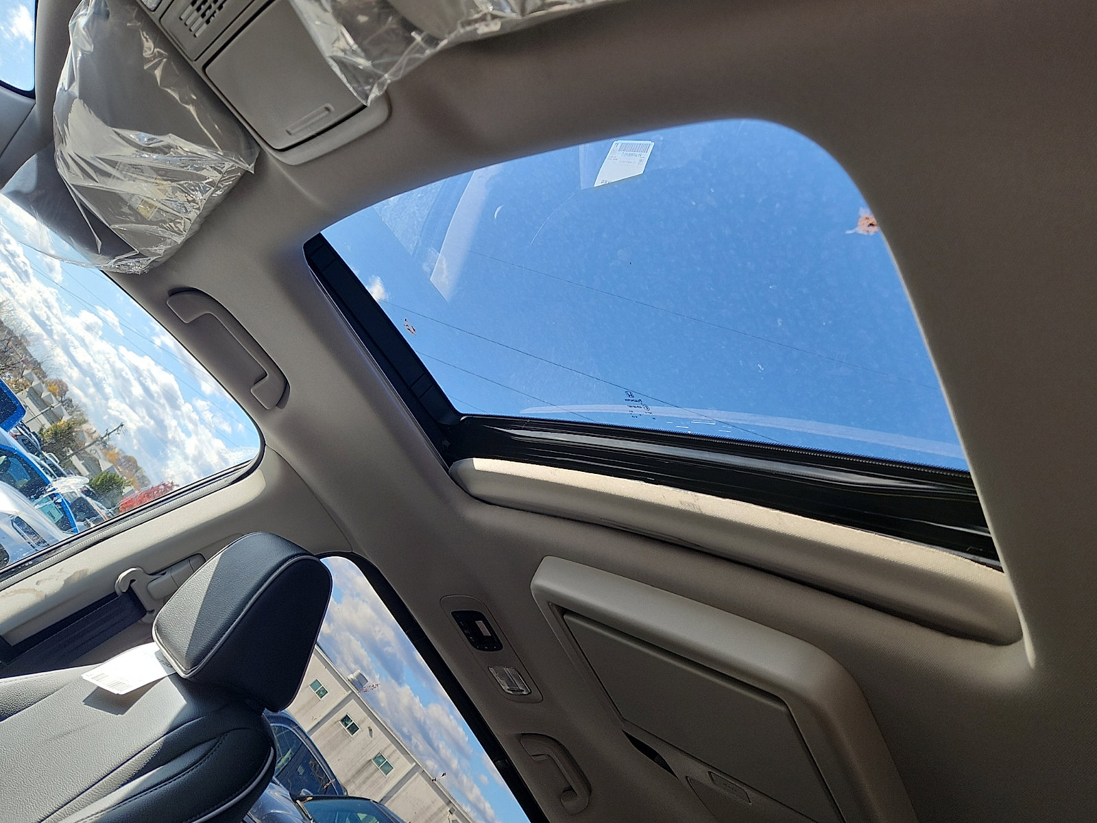 New 2026 Honda Odyssey Touring image 10