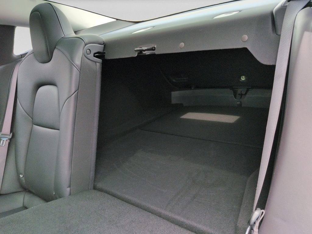 Used 2018 Tesla Model 3 Mid Range RWD image 31