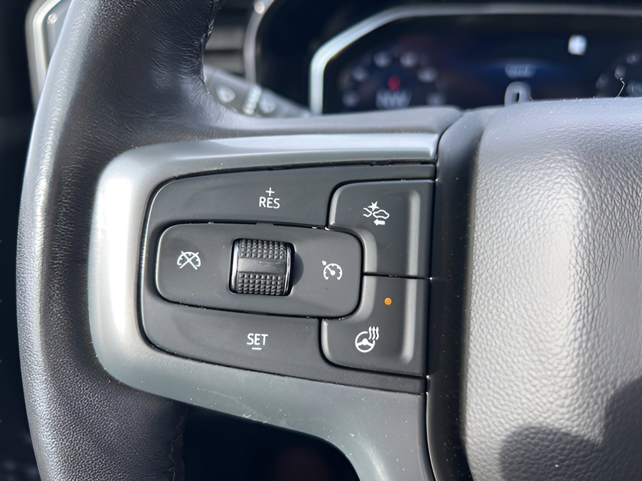 Used 2022 Chevrolet Silverado 1500 LT image 19