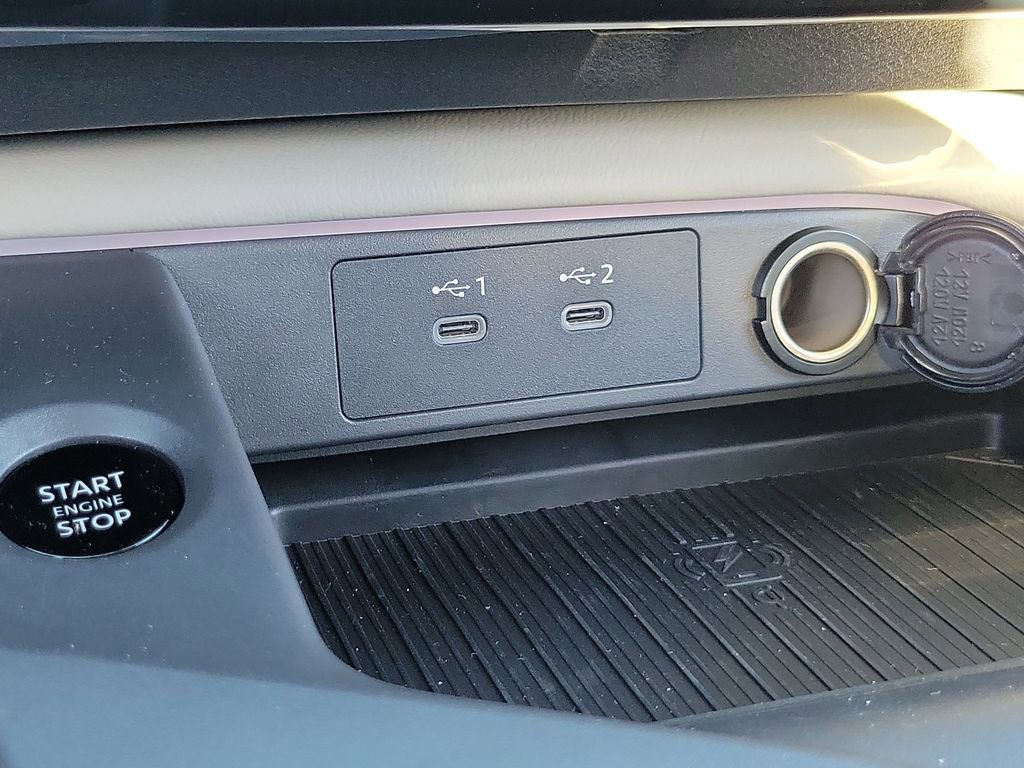 New 2026 Nissan Sentra SL w/ Floor Mat Package FWD image 9