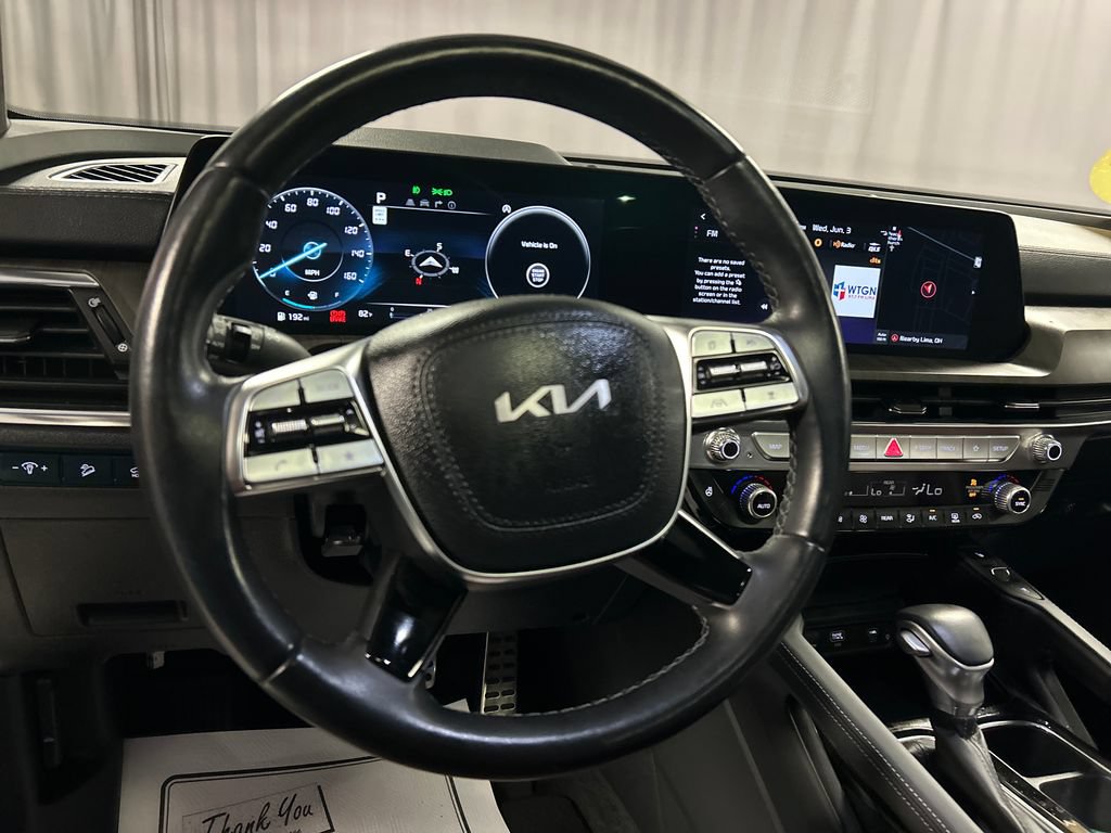 Used 2025 Kia Telluride SX Prestige AWD/4WD image 13