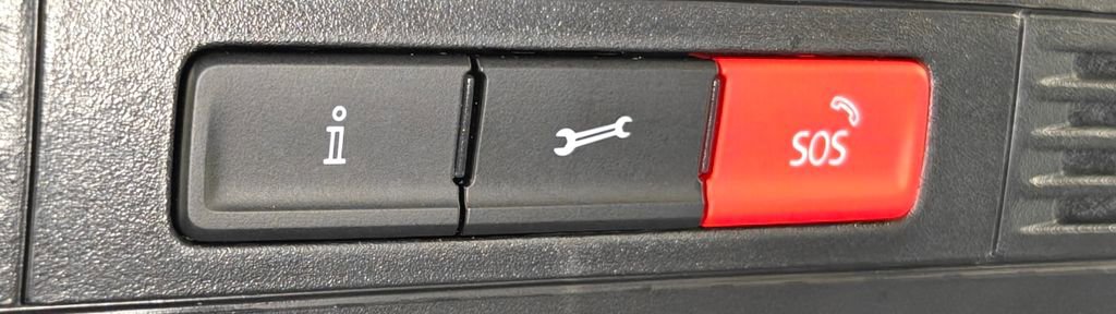 Used 2024 Volkswagen Tiguan SE R-Line image 15