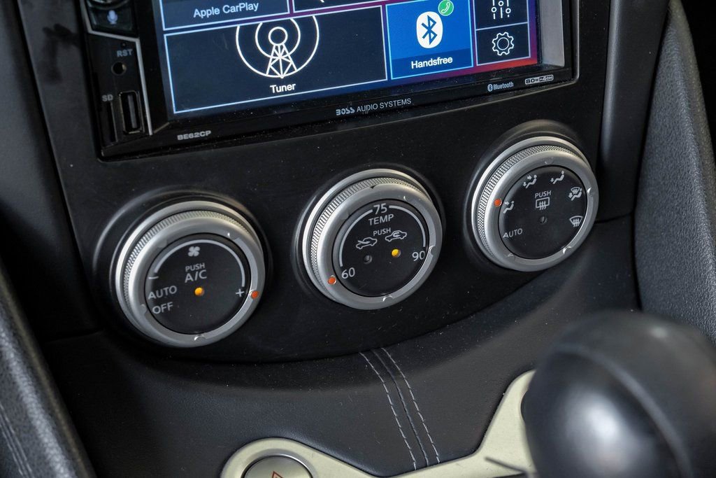 Used 2020 Nissan 370Z Coupe image 24