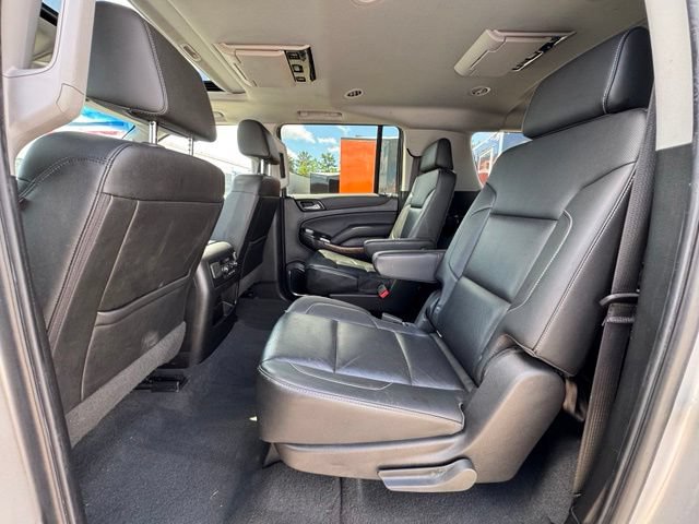 Used 2019 Chevrolet Suburban Premier AWD/4WD image 13