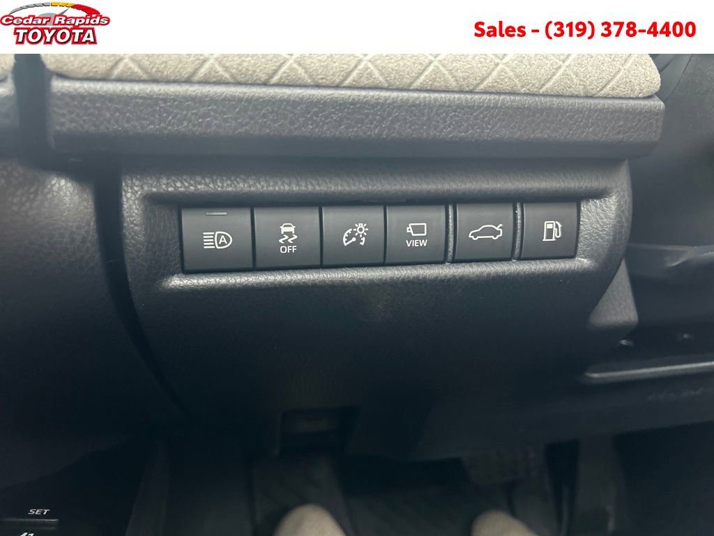 New 2026 Toyota Camry Hybrid image 24