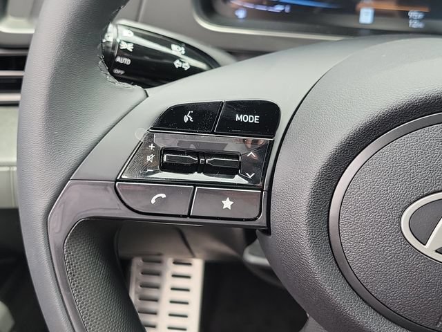 New 2026 Hyundai Elantra SEL Sport FWD image 7