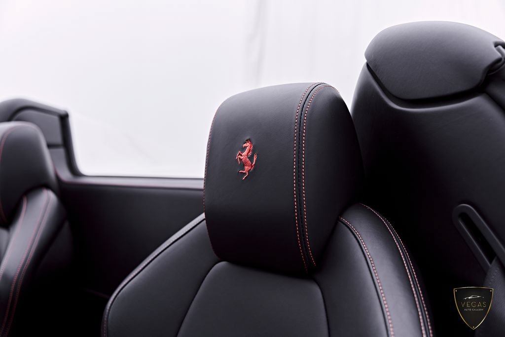 Used 2014 Ferrari 458 Spider RWD image 58