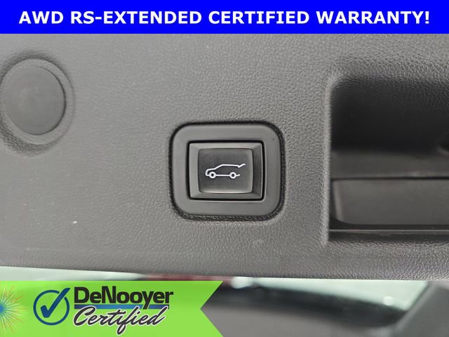 Used 2023 Chevrolet Equinox RS image 13