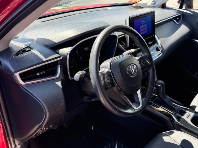 Used 2023 Toyota Corolla Cross XLE w/ Convenience Package AWD/4WD image 11