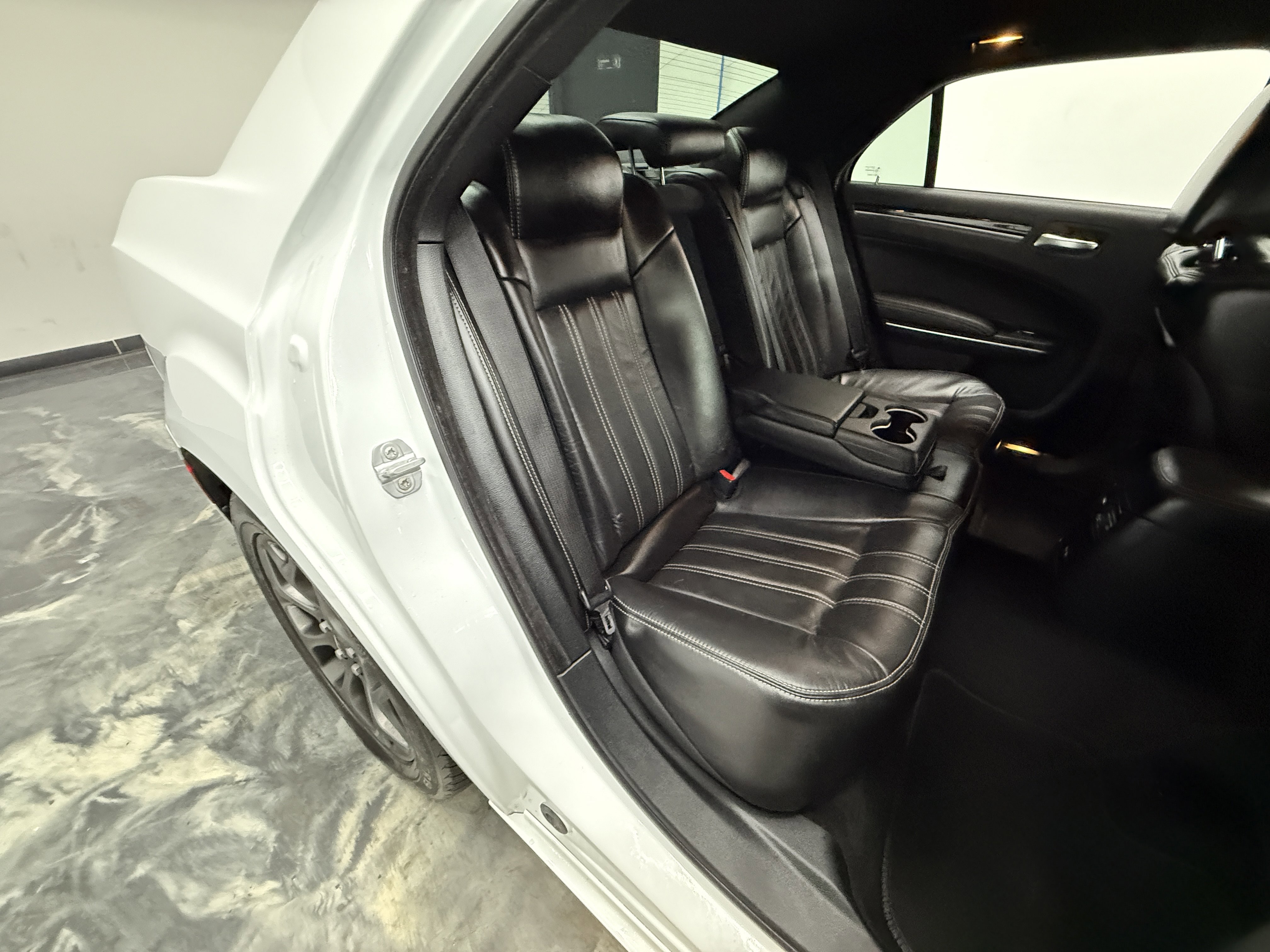 Used 2018 Chrysler 300 S image 25