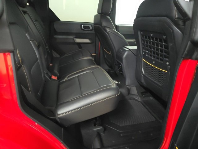 Used 2022 Ford Bronco Badlands image 5