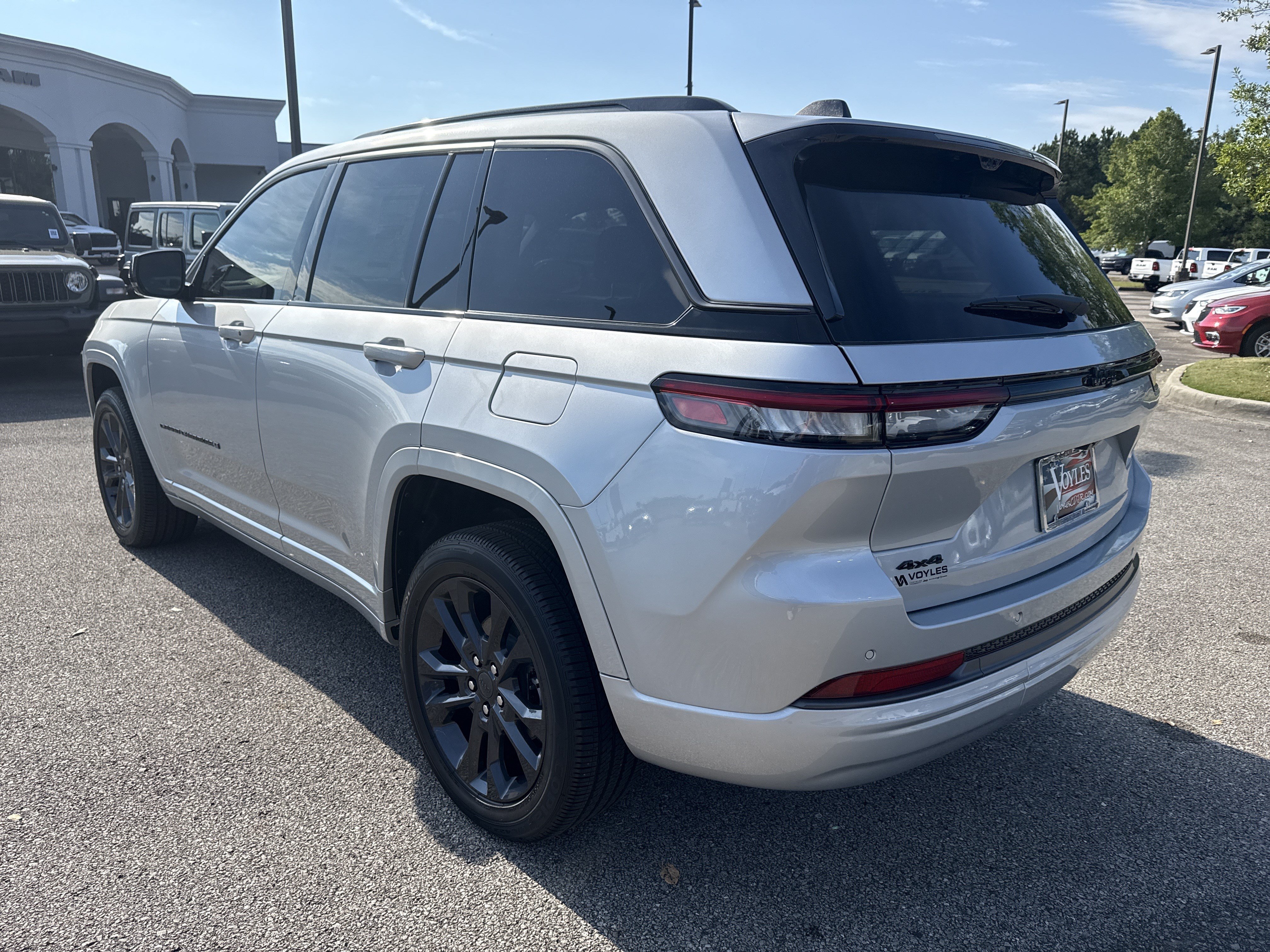 New 2026 Jeep Grand Cherokee Limited AWD/4WD image 5