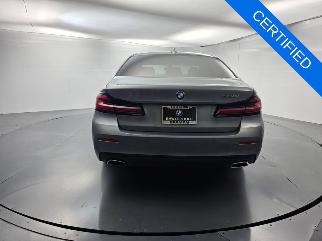 Certified 2023 BMW 530i w/ Premium Package RWD image 5
