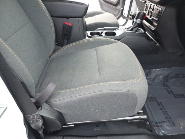 Used 2024 Jeep Wrangler Sport S image 37