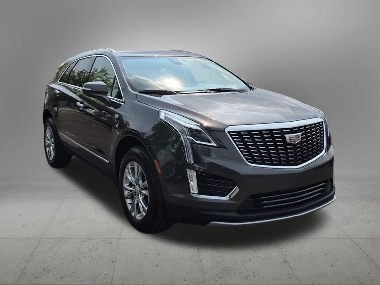 Used 2020 Cadillac XT5 Premium Luxury w/ LPO, Floor Liner Package FWD image 8