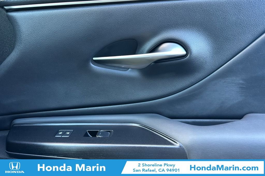 Used 2021 Lexus ES 300h w/ Premium Package image 21