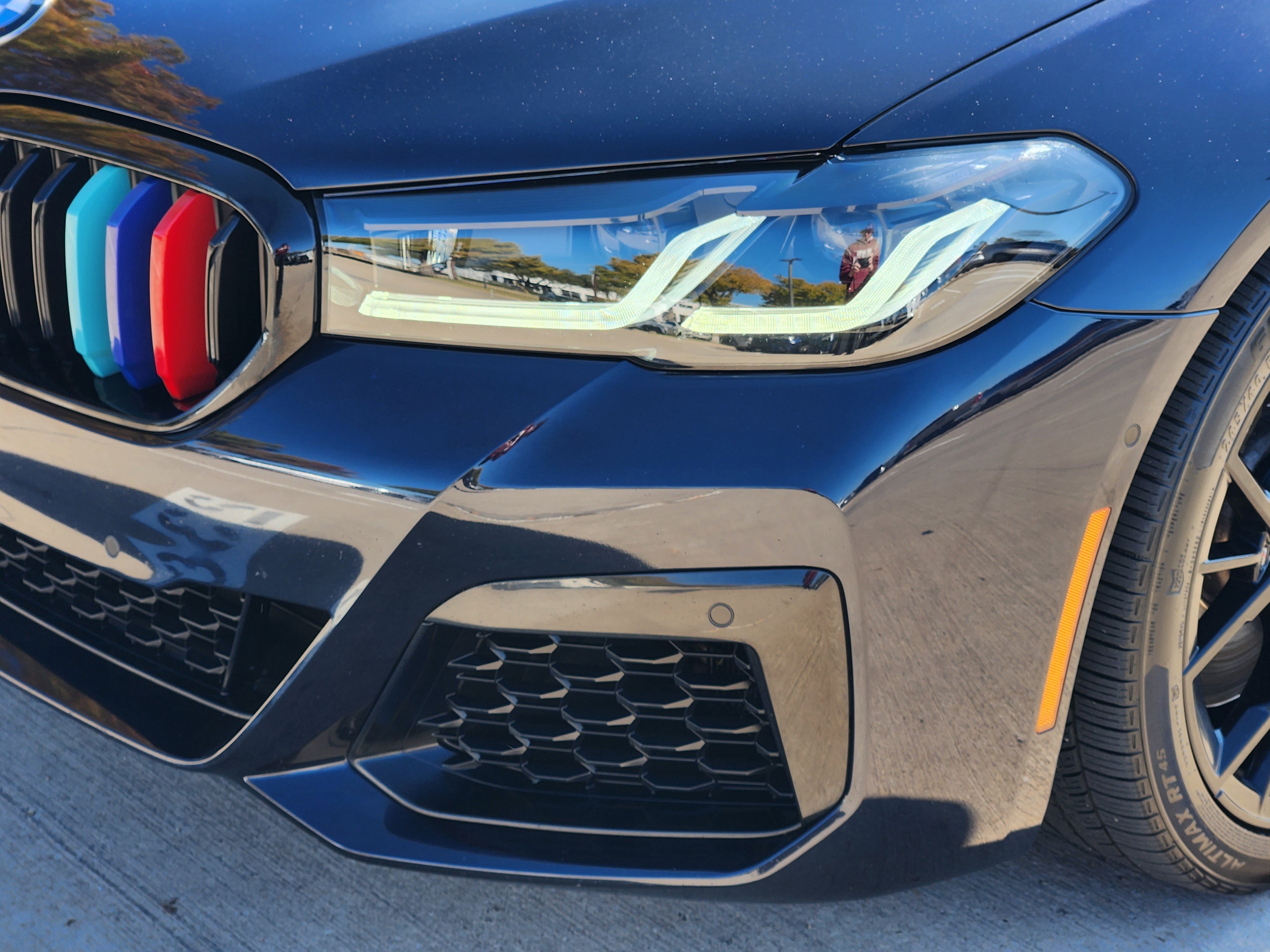 Used 2021 BMW M550i xDrive M550i xDrive w/ Premium Package image 6