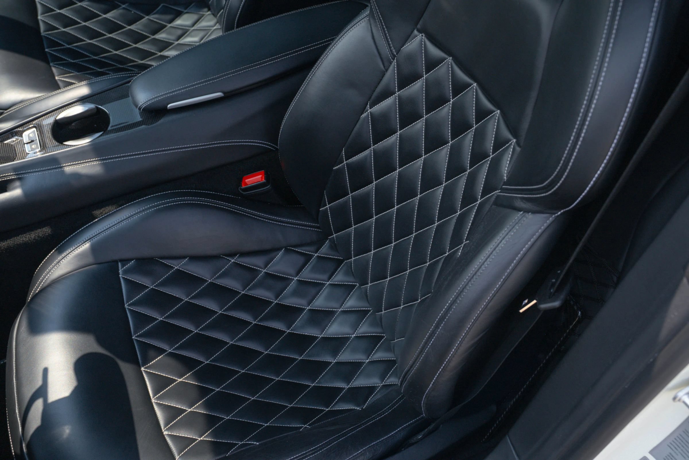 Used 2015 Ferrari F12 Berlinetta RWD image 53