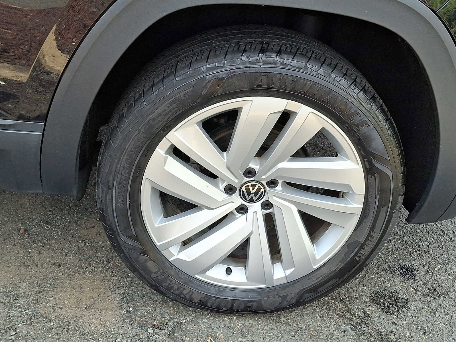 Used 2022 Volkswagen Atlas Cross Sport SE w/ Panoramic Sunroof Package image 7