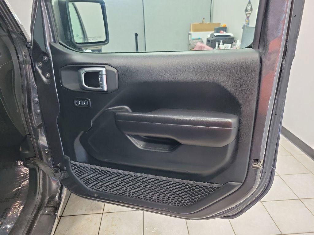 Used 2021 Jeep Wrangler Unlimited Sport image 23