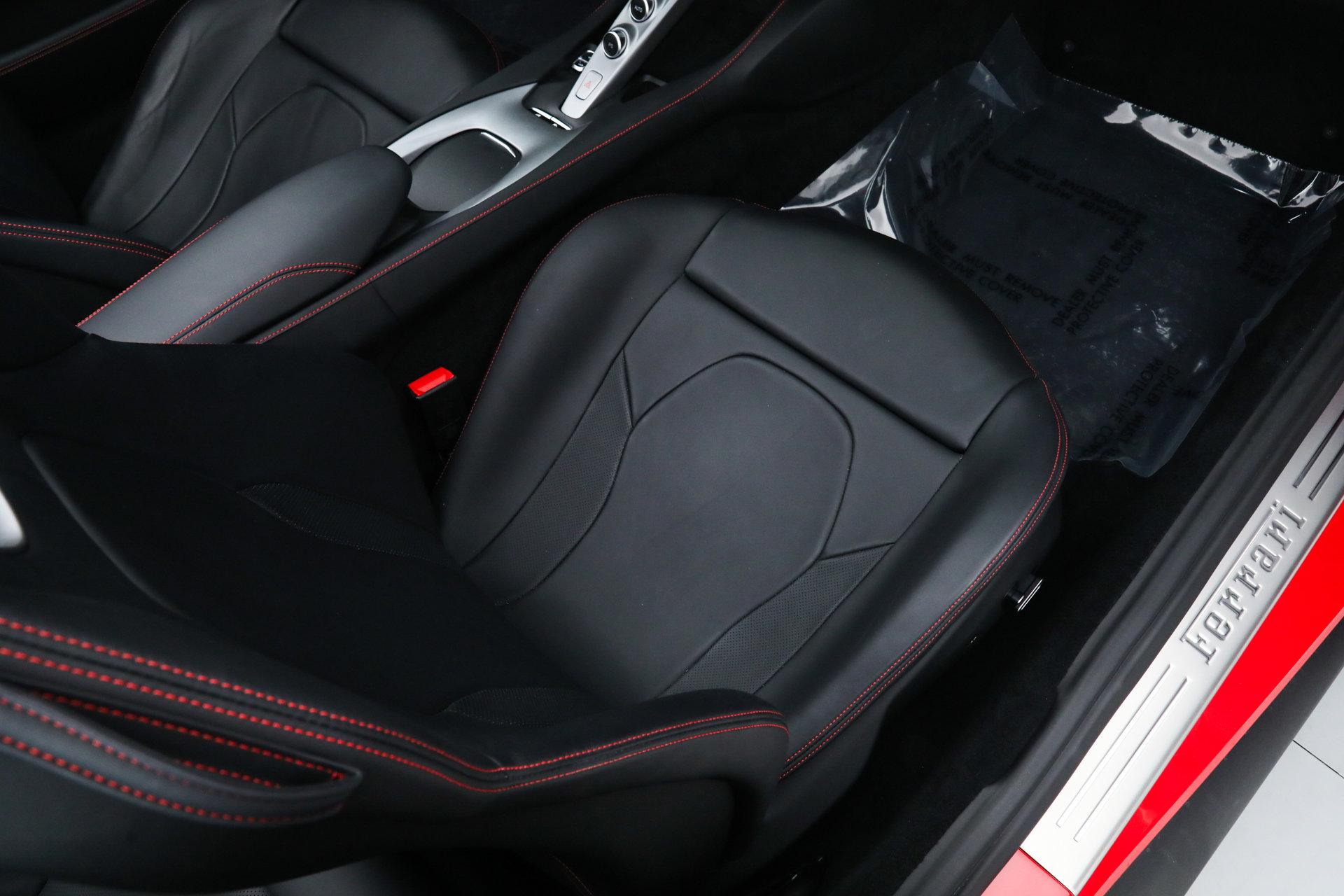 Certified 2023 Ferrari Portofino M image 25