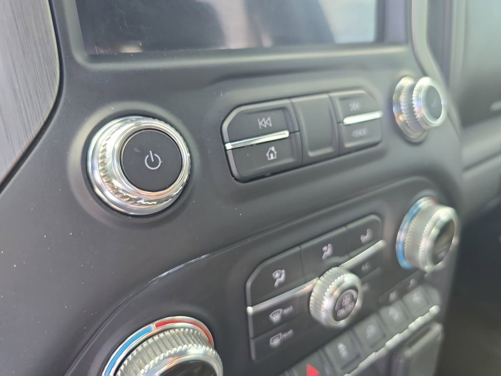 Used 2022 GMC Sierra 3500 Denali w/ Denali Ultimate Package image 25