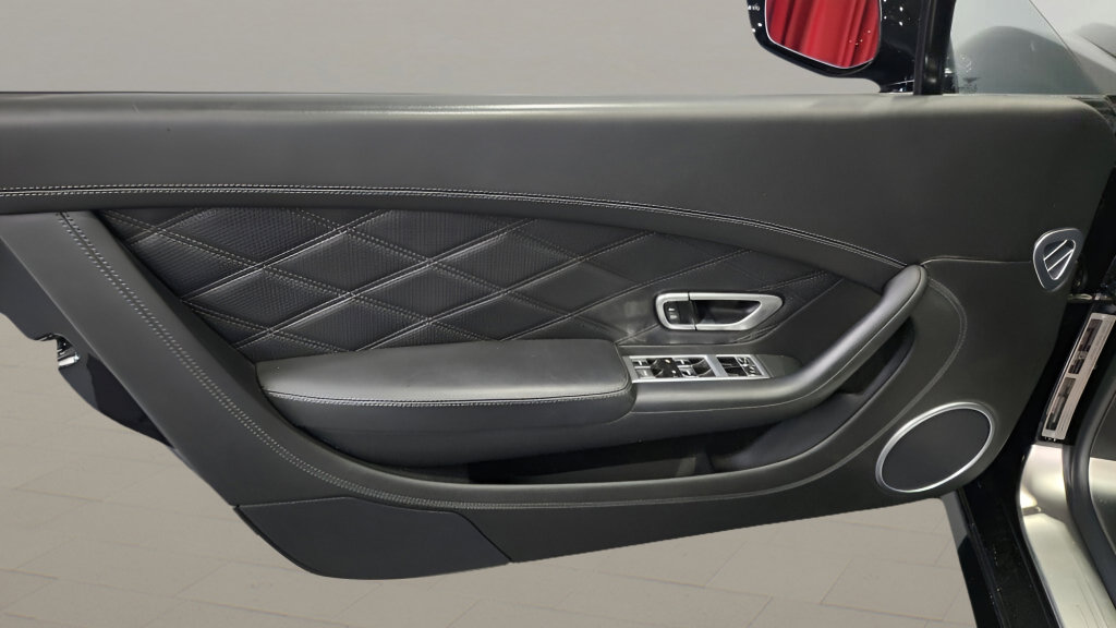 Used 2015 Bentley Continental GT Speed image 28