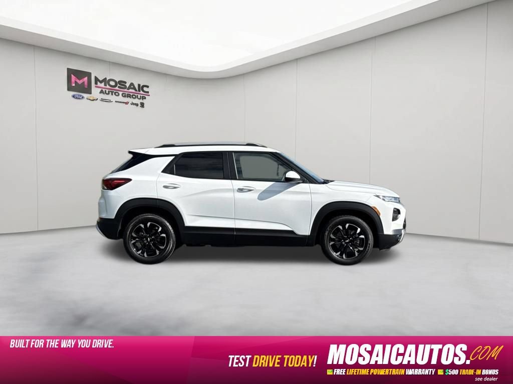 Used 2022 Chevrolet TrailBlazer LT w/ Convenience Package FWD image 8
